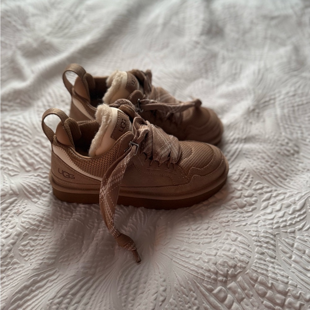 UGG Lowmel Women’s Sneakers (Worn Once)